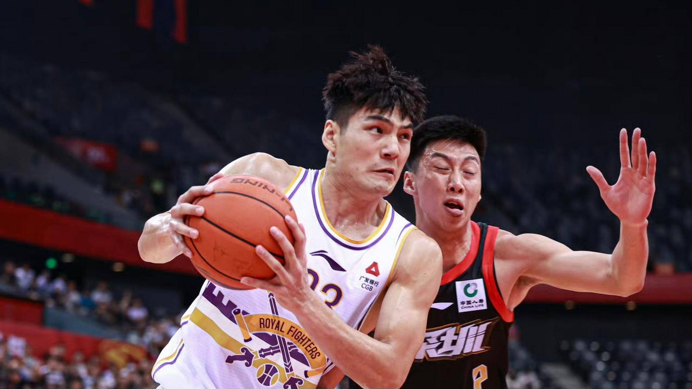 关于广东欲签陈国豪破产后续：北控计划匹配合同“被动留队”前的信息