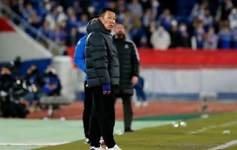 必威体育-只等崔康熙下课？曝山东泰山今夏以稳为主，人员调整暂无